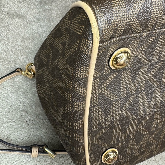 Michael Kors Speedy MK Signature Monogram Logo Satchel Bag with adjustable strap - Picture 16 of 16